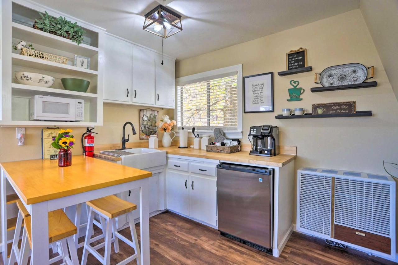 Lake Arrowhead Studio With Private Hot Tub! Exterior photo